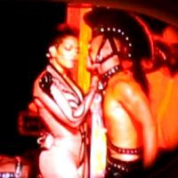 Regardez Janet Jackson faire un numéro sado-maso... pour un de ses fans !