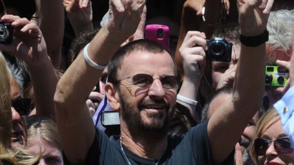 Ringo Starr des Beatles fête son anniversaire, incroyable... il ne fait pas ses 70 ans !
