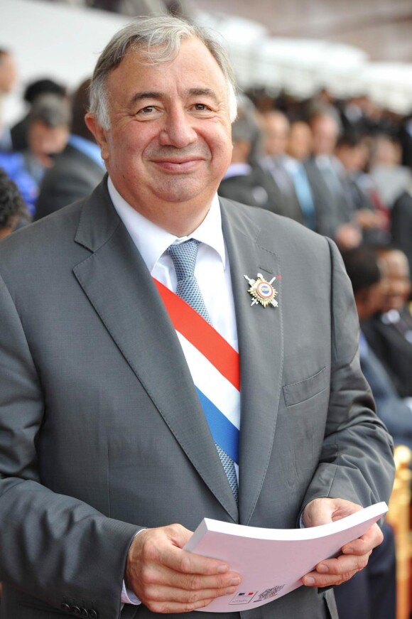 Gérard Larcher assiste au défilé du 14 juillet 2010.