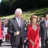Forbes a publié en juillet 2010 son traditionnel palmarès des fortunes royales : le prince Hans-Adam du Liechtenstein dispose d'un patrimoine s'élevant à 2,7 milliars d'euros. 1er Européen classé, il est 6e.