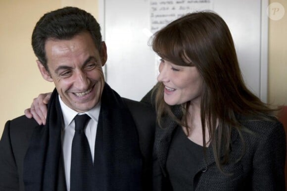 Nicilas Sarkozy et Carlita en décembre 2008. Le président était plus brun à l'époque !