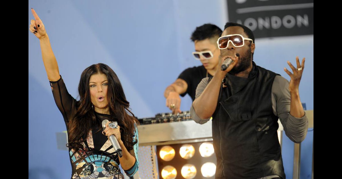 Les Black Eyed Peas en concert dans Good Morning America, à New York