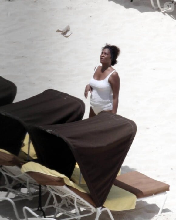 Whitney Houston en vacances avec sa fille aux Bahamas