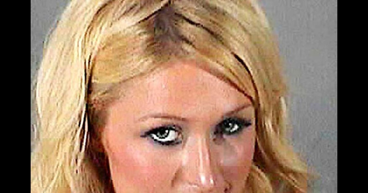Mugshot de Paris Hilton de septembre 2006 Purepeople
