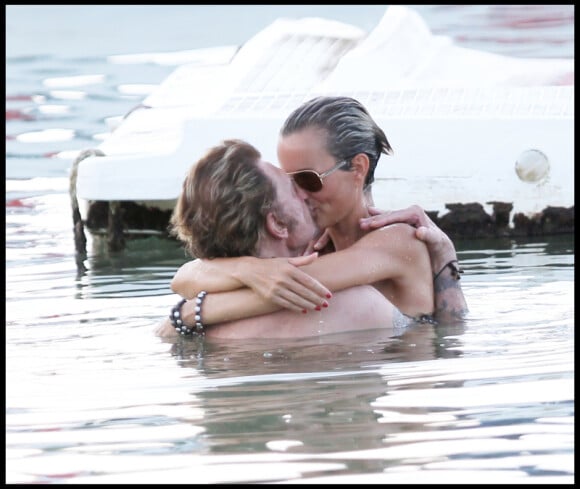 Johnny Hallyday et Laeticia passent de belles vacances à Saint-Barthélémy. Août 2010