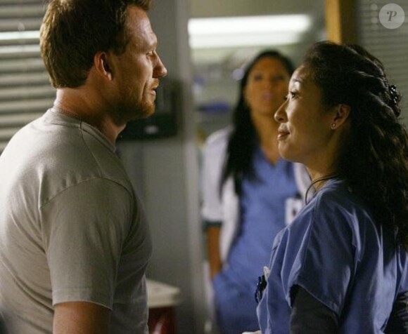 Owen (Kevin McKidds) et Cristina (Sandra Oh) dans Grey's Anatomy
