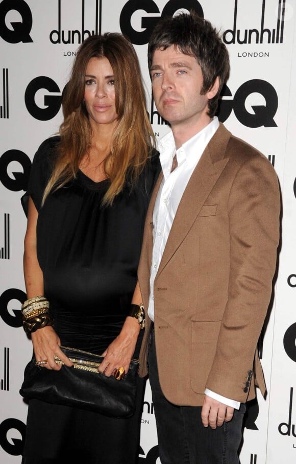 Noel Gallagher et sa compagne Sara MacDonald lors de la soirée des GQ Men of the Year Awards 2010, le 7 septembre 2010 à Londres