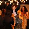 Ashton Kutcher en plein tournage de la nouvelle pub Nikon, sur un yacht, à Los Angeles