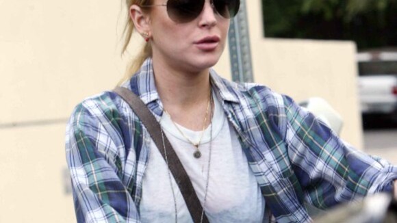 Lindsay Lohan : Look destroy et toujours assignée à résidence, elle règle ses derniers "sushis" avec son avocate !