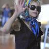Courtney Love arrive à l'aéroport Charles de Gaulle, à Paris