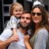 Alessandra Ambrosio, son compagnon Jamie Mazur et leur fille Anja Louise, à New York