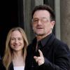 Bono est reçu à l'Elysée le 17 septembre 2010 à Paris : ici avec Consuelo Remmert