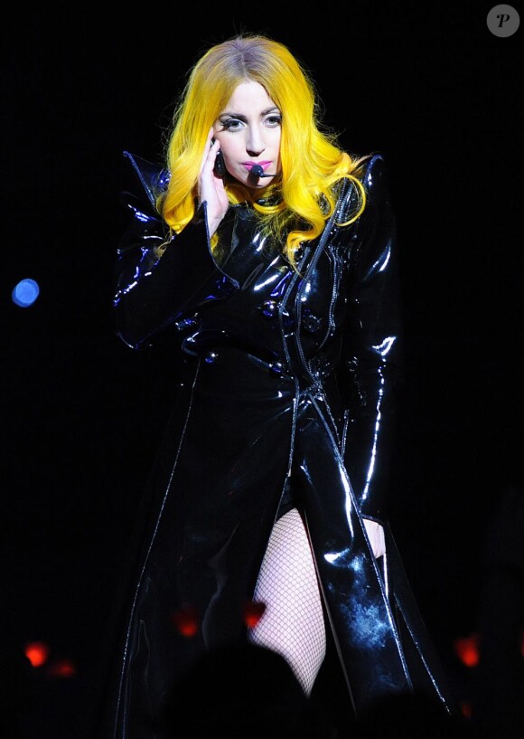 Lady GaGa se produit sur la scène de Raleigh, en Caroline du Nord, dimanche 19 septembre, dans le cadre de son Monster Ball Tour 2010.