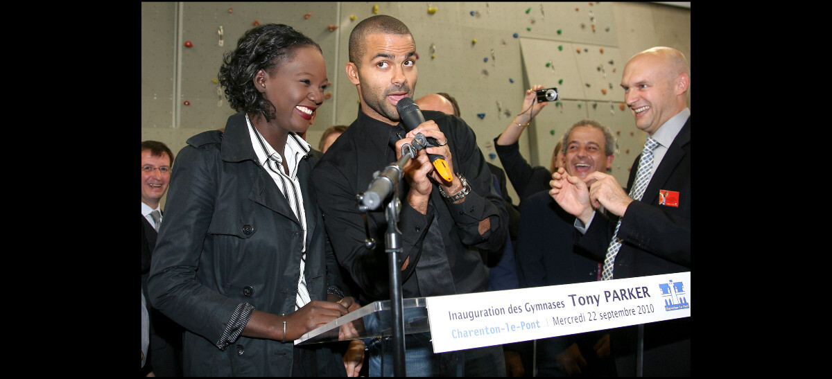 Photo Tony Parker et Rama Yade inaugurent les gymnases Tony Parker, à