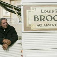Victor Lanoux : Il n'abandonne pas Louis La Brocante !