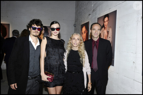 Miranda Kerr, Orlando Bloom, Franca Sozzani et Patrice Louvet à la soirée Prestige et Vogue, durant la Fashion Week de Milan, le 25 septembre 2010