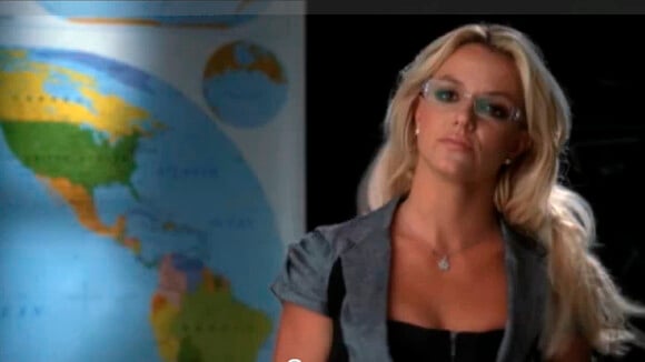 Glee : Britney Spears a assuré en pom-pom girl et prof sexy !
