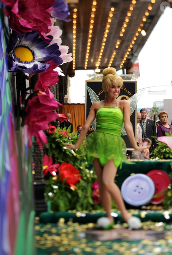 La fée Clochette (Tinker Bell en version originale) a eu son étoile sur le Walk of Fame de Hollywood le 21 septembre 2010
