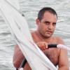 Juan Pablo Montoya fait de la planche à voile à Virginia Beach à Miami