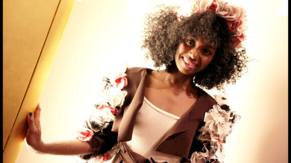 Inna Modja : La jeune chanteuse joue les modeuses pour l'amour du chocolat !