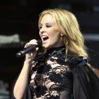 Kylie Minogue : Un concert incroyable au pied des pyramides de Gizeh !