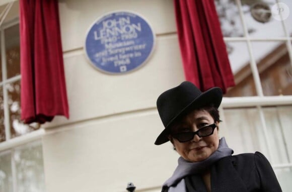Yoko Ono au 34 Montagu Square, à Londres, le 22 octobre 2010