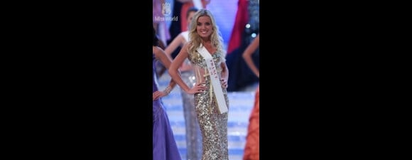 Virginie Dechenaud représente la France au concours Miss Monde 2010... et termine dans le Top 25