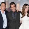 Hank Azaria, Jake Gyllenhaal et Anne Hathaway à la première de Love and other drugs, à Hollywood, le 4 novembre 2010
