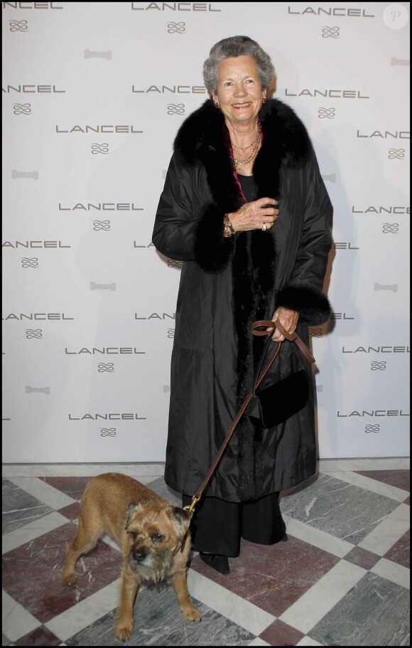 Anne-Aymone Giscard d'Estaing lors du Bal de la Truffe, organisé par Lancel à l'Hôtel Salomon de Rotschild, à Paris, le 8 novembre 2010.