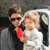 Halle Berry se balade à Beverly Hills en compagnie de sa fille, Nahla, 3 ans, mercredi 10 novembre.