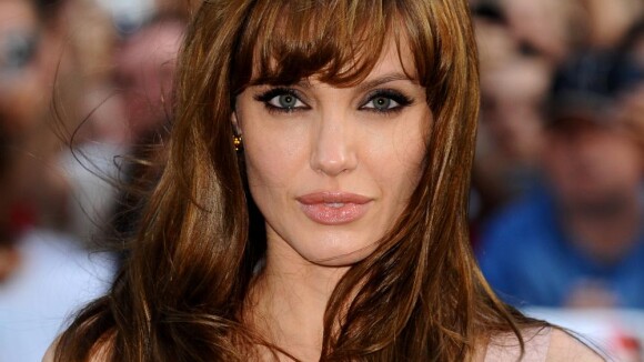 Pure Beauté : Angelina Jolie dévoile le secret de sa bouche gourmande...