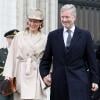Les royaux belges se sont réunis, comme chaque 15 novembre, pour la Fête du Roi 2010. Le prince héritier Philippe et la princesse Mathilde ont été acclamés à leur arrivée, tandis que la princesse Astrid n'était pas difficile à identifier...