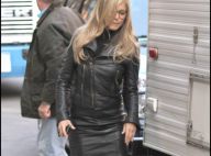 Look cuir : Jennifer Aniston et Malin Akerman s'affrontent sur le ring !