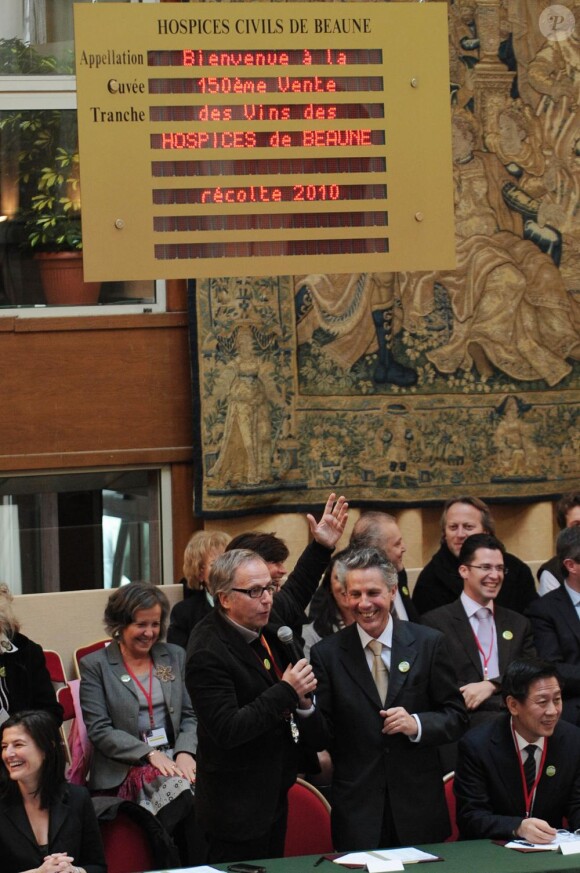 Fabrice Luchini préside la 150e vente aux enchères des Hospices de Beaune, le 21 novembre 2010