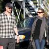 Rebecca Gayheart et Eric Dane s'octroient une pause shopping, samedi 27 novembre 2010, à Los Angeles.