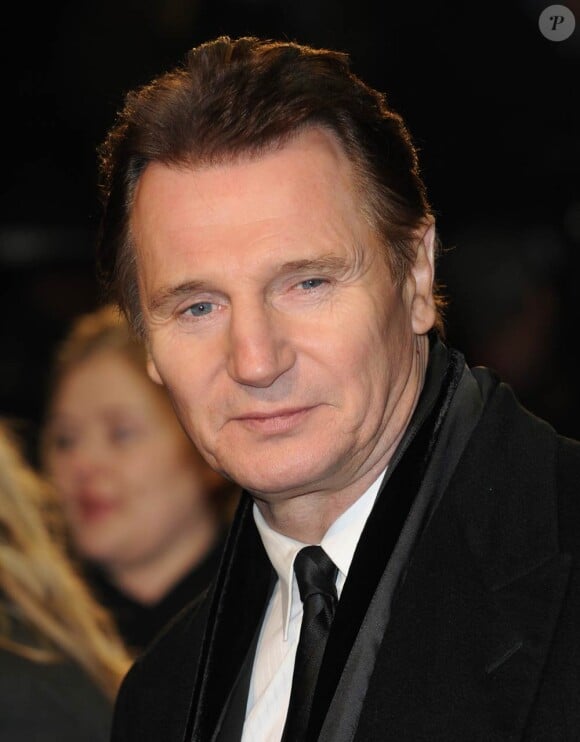 Liam Neeson à l'occasion de l'avant-première britannique du Monde de Narnia : L'odyssée du passeur d'aurore, à l'Odeon de Leicester Square, à Londres, le 30 novembre 2010.