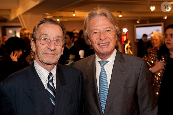 Jacques Hintzy et Maître Georges Delletrez lors de la vente aux enchères des Frimousses le 7 décembre dans l'Hôtel  des Ventes Drouot Montaigne à Paris