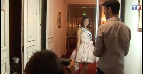 Laury Thilleman : le premier shooting de Miss France 2011