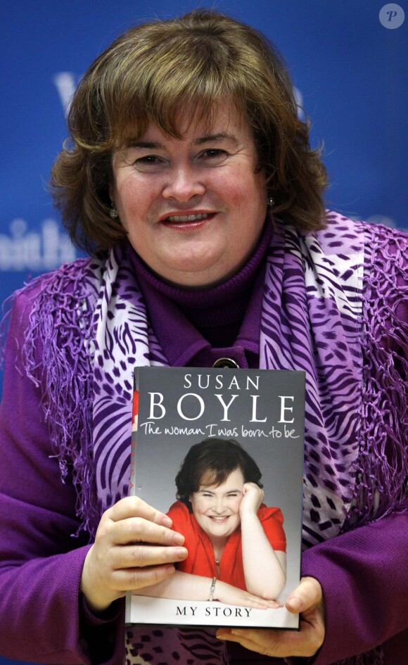 Susan Boyle signe son livre à Glasgow, le 13 décembre 2010