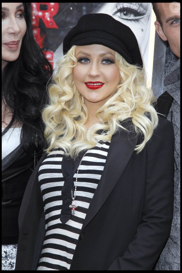 Christina Aguilera à l'occasion de la présentation de Burlesque, dans l'enceinte du Crazy Horse de Paris, le 15 décembre 2010.