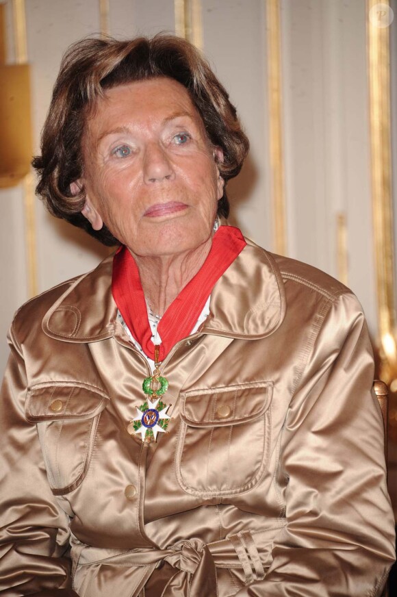 Remise de médailles au ministère de la culture, le 14 décembre 2010 à Paris : Benoîte Groult