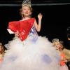 Election de mini-Miss France 2011 : Oceane Scharre est la grande gagnante ! (19 décembre 2010 à Paris)