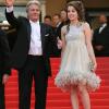 Alain Delon et sa fille Anouchka seront sur scène à l'occasion de la pièce Une journée ordinaire, à Paris, à partir du 21 janvier 2011.