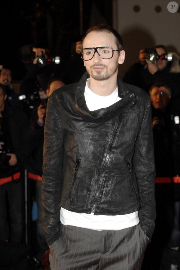 Christophe Willem fait partie du jury de la saison 2 de X-Factor, sur M6 au premier trimestre 2011.