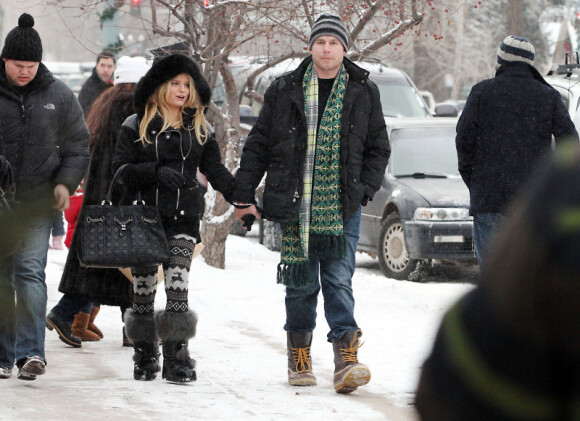 Jessica Simpson et son fiancé Eric Johnson en vacances à Aspen, le 31 décembre 2010.