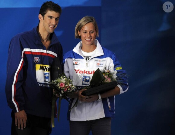Federica Pellegrini (photo : avec son chéri, Luca Marin), en panne de résultats et d'entraîneur, a jeté son dévolu sur Philippe Lucas, l'ex-mentor de Laure Manaudou.