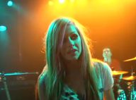 Avril Lavigne : Entrez dans les coulisses du tournage de son clip très rock !