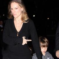 Quand Hilary Swank joue les baby-sitters...