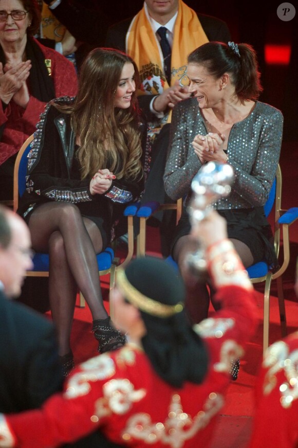 Pauline Ducruet et sa mère Stéphanie de Monaco en janvier 2010 lors de la 34e édition du Festival international du Cirque