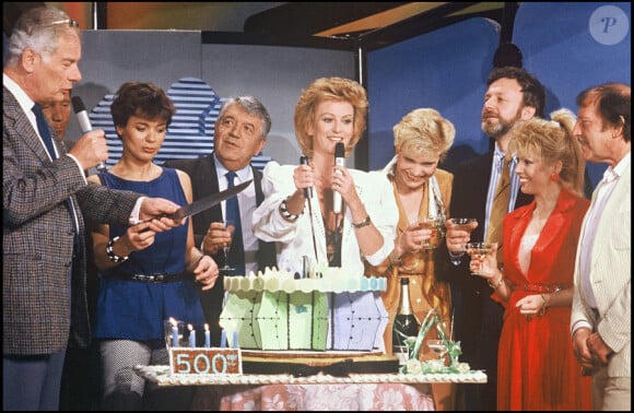 Joseph Poli entouré de Fabienne Egal, Evelyne Leclercq, Charly Oleg, Jean Amadou en mai 1987